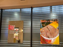 -三个四川人火锅(华联商厦店)