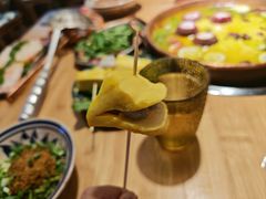 -洱火云南酸菜牛肉火锅(石景山当代商城店)