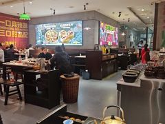 -卤校长老火锅(杨家坪直营店)