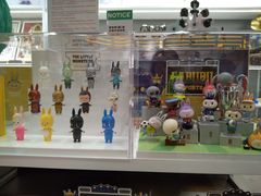 -泡泡玛特POPMART(上海环球港店)