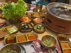 -闻老头·菊花炭烤肉(D11店)