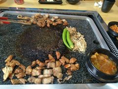 -小黑猪石板烤肉(皇冠花园店)