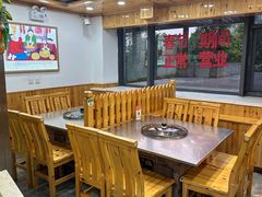 -屯老二农家铁锅炖·行业领军者(梅江店)