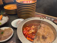 -牛YO寿喜烧·铁板烧和牛火锅自助(市府恒隆店)