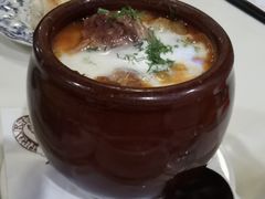焖锅牛肉-老井俄式餐厅