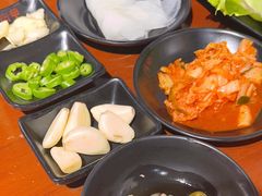 -肉甲韩国木炭烤肉(新壹街1店)