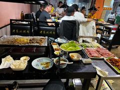 大堂-老东北烤肉(金山店)