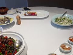 -云南荟·湖畔领宴(领事馆店)
