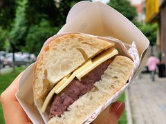 -沁屋面包店(人民东路店)