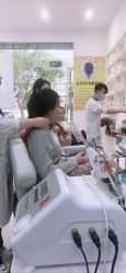 -黑奥秘脱发白发中心