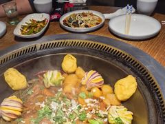 -万里闯关东铁锅炖菜馆(高新旗舰店)