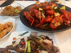 -老鄞江清水龙虾•赵赵家(江北店)