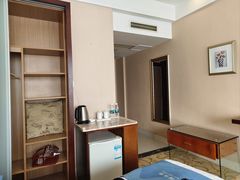 -大连长城大饭店(西安路地铁站店)