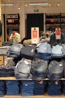 -佛罗伦萨小镇广佛名品奥特莱斯(疏港路店)