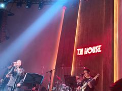 -TZ House音乐现场(来福士中心店)