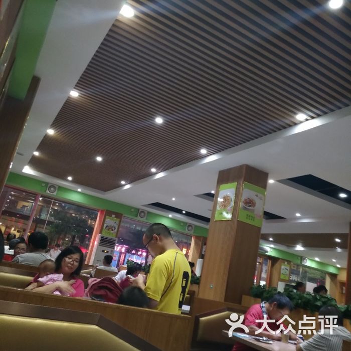 正哥港式茶餐厅