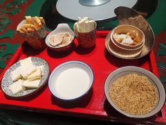 -九十九顶毡房(阜石路店)