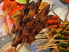 -威记烧嘢·南宁烧烤·超级生牛(绿地店)