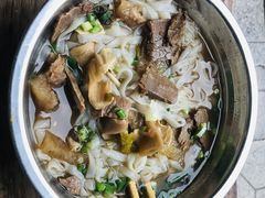 -炳记牛味粉店(四坊路店)