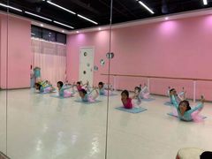 -艺熠舞蹈口才主持表演艺术中心(爱琴海校区)