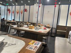 -尚尚仙·酸汤猪手·猪肚鸡火锅(华联万柳购物中心店)