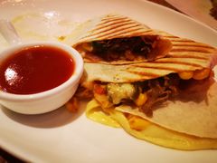 -玛格萝妮(汇智国际商业中心店)