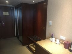 -南京金鹰皇冠假日酒店
