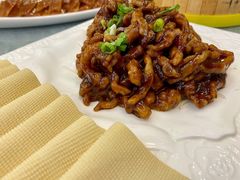 京酱肉丝-鸿运楼烤鸭店(天桥店)