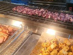 -四囍码头海鲜烧烤自助火锅(外滩南京东路悦荟广场店)