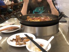 -胡须佬鸡煲四季火锅店(石厦西村直营店)