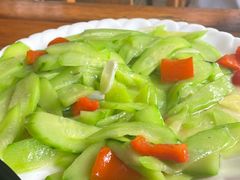 -哈尼梯田美食土菜馆