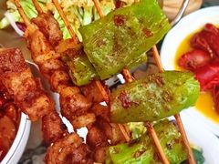 -霸气大叔干锅鸭头·龙虾烧烤·川菜·赛事直播(三里屯店)