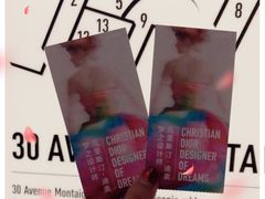 -龙美术馆西岸馆-停车场