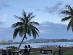 -JW万豪厨房餐厅·滨海草坪烧烤·海鲜·海景(三亚绿发山海天JW万豪酒店)