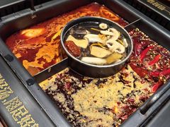 -老牌坊云南鱼豆花火锅(嵩山店)