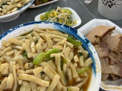 -正宁路小吃夜市