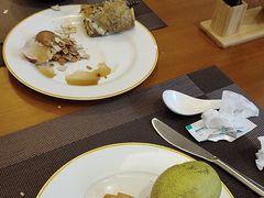 -昆山裕元花园酒店·温莎西餐厅