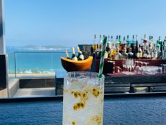 -瑰丽酒店·海吧·天际下午茶·现场DJ·天台酒吧
