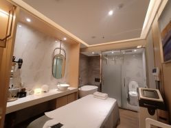 -香港倾城国际·美容美体中心