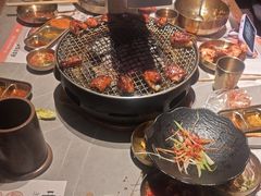 -草家酱蟹炭火烤肉店(珲春南路一店)