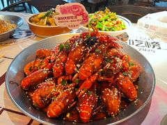 -巴厘龙虾·榜首油焖大虾(音乐学院·沿江酒馆店)