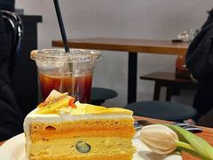 柿子南瓜奶油蛋糕-black rainbow coffee