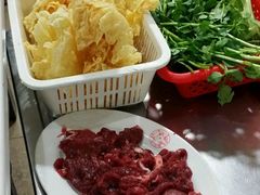 -粤潮牛肉火锅店(江南大道店)