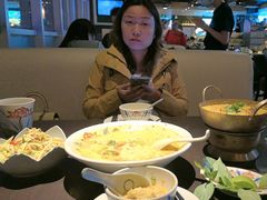 -大头虾越式风味餐厅(光明广场店)