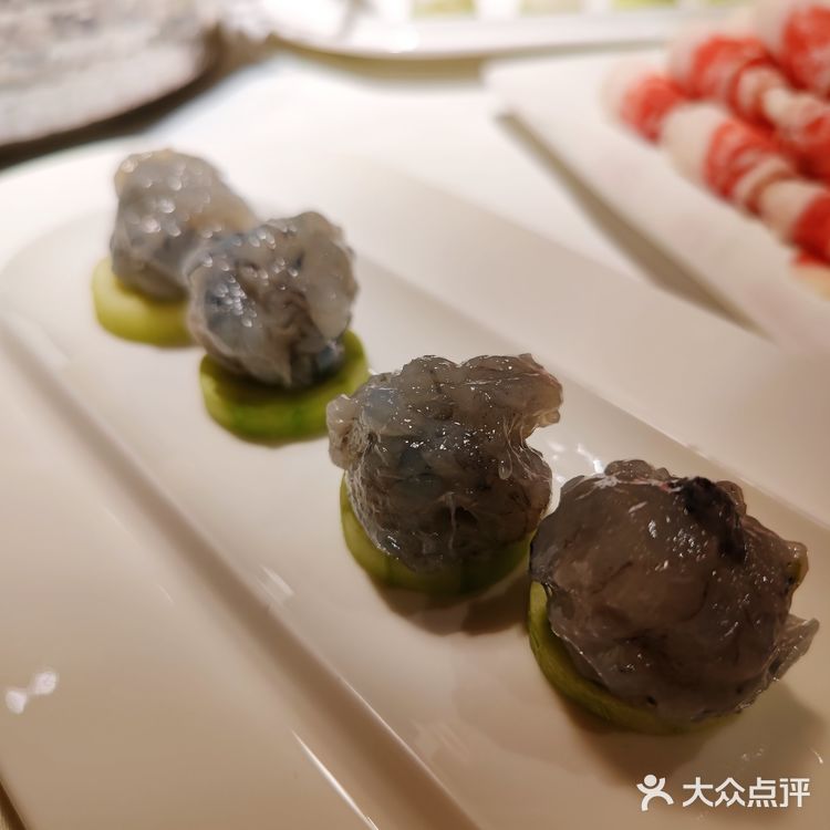 一定注意了要提前预订。店内不大