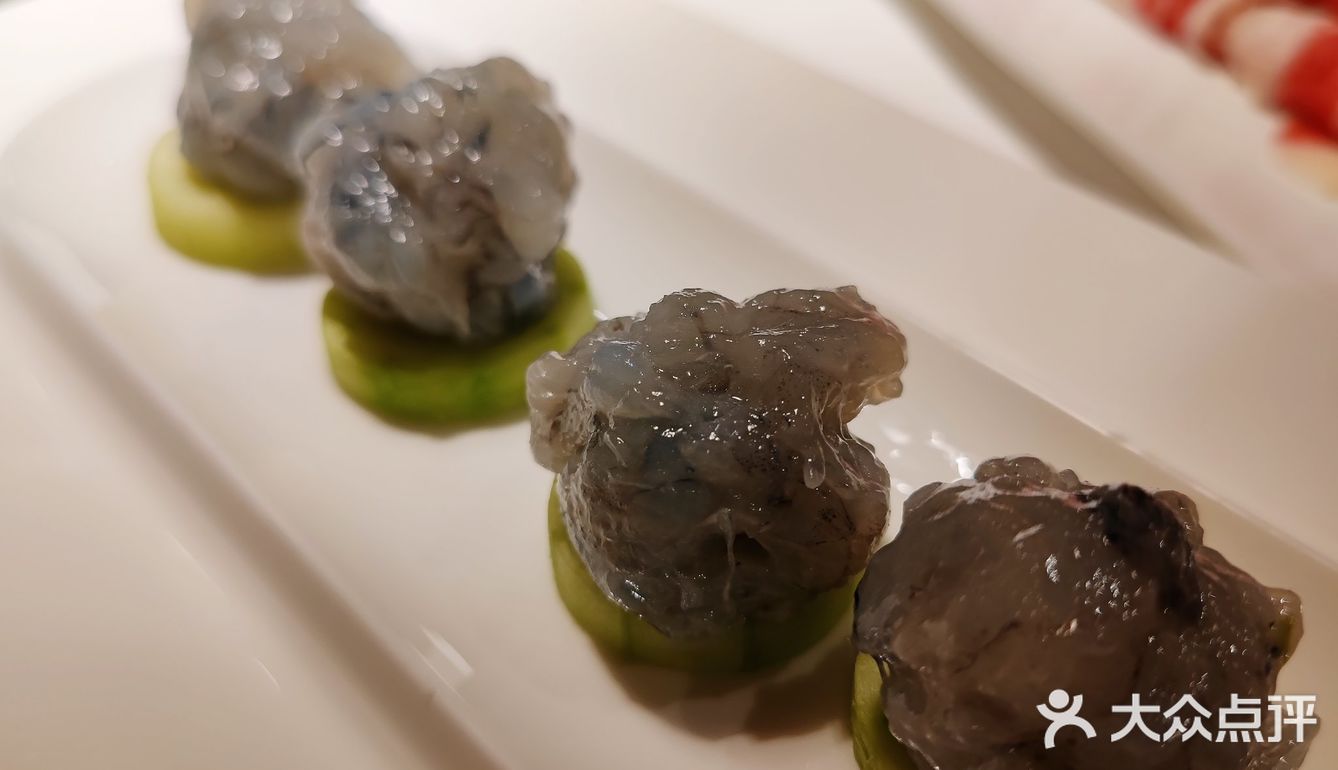 一定注意了要提前预订。店内不大