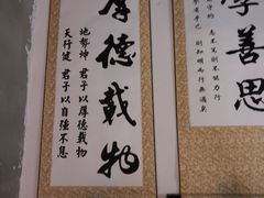 -荒岛实景沉浸密室(江汉路1店)