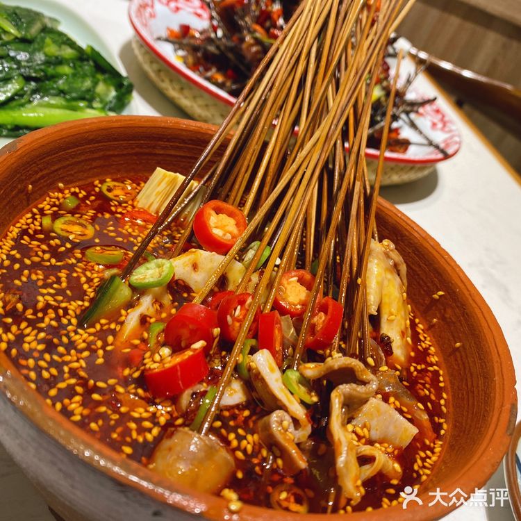 牙尖妹儿吃牙尖～