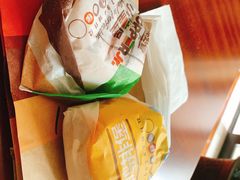-汉堡王(华润五彩城店)