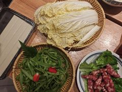 -巴奴毛肚火锅(龙湖锦艺城店)